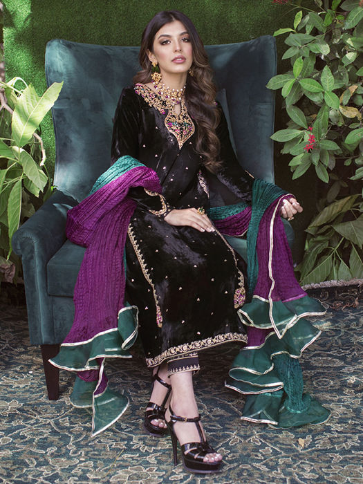 Azita  Onyx Velvet