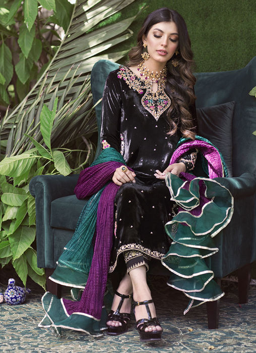 Azita  Onyx Velvet