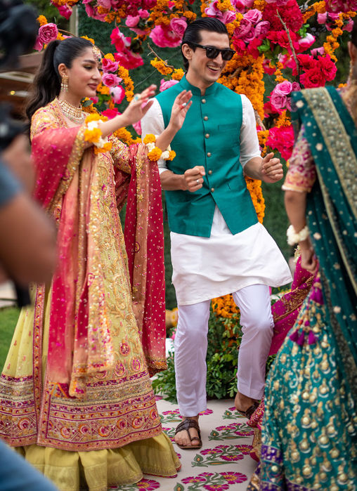 Creme Schiffli Kurta And Pajama - Peacock WaistCoat