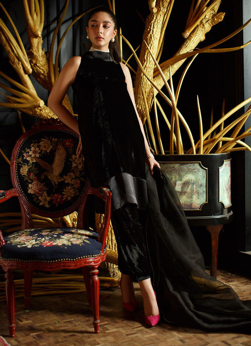 Elnara Black Shirt