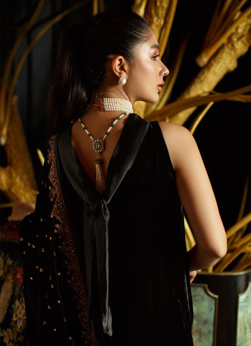 Elnara Black Shirt