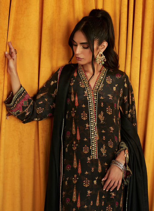 Gina Shirt And Dupatta