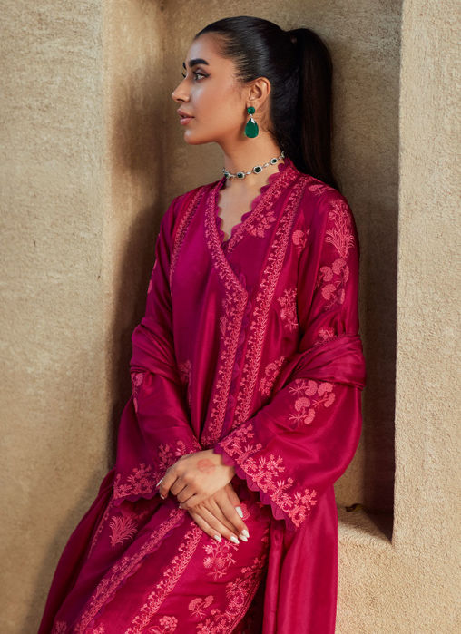Gaelle Magenta Shirt And Dupatta