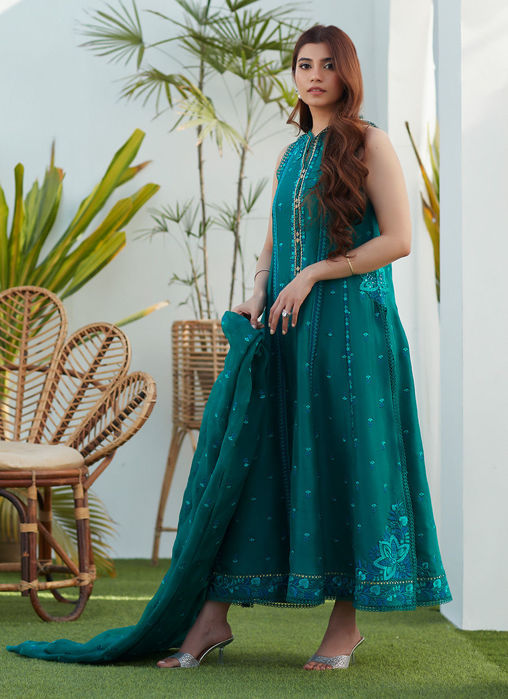 Picture of Shel Emerald Paneled Shirt And Dupatta