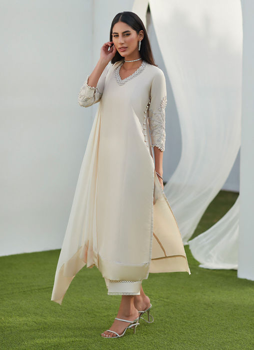 Picture of Snow Silk Scarf Shirt