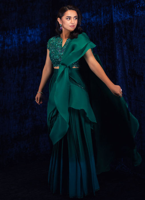Picture of Yumna Emerald Pre-Draped Lehnga Saree