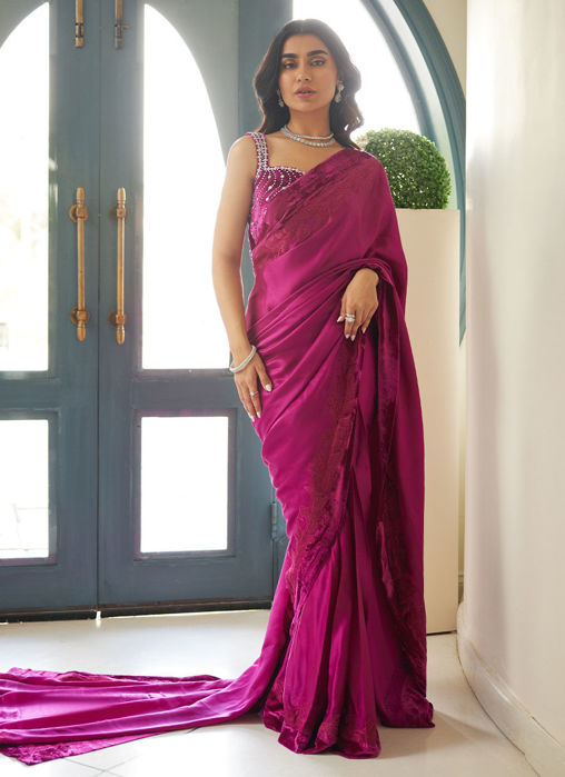 Picture of Zermine Magenta Saree