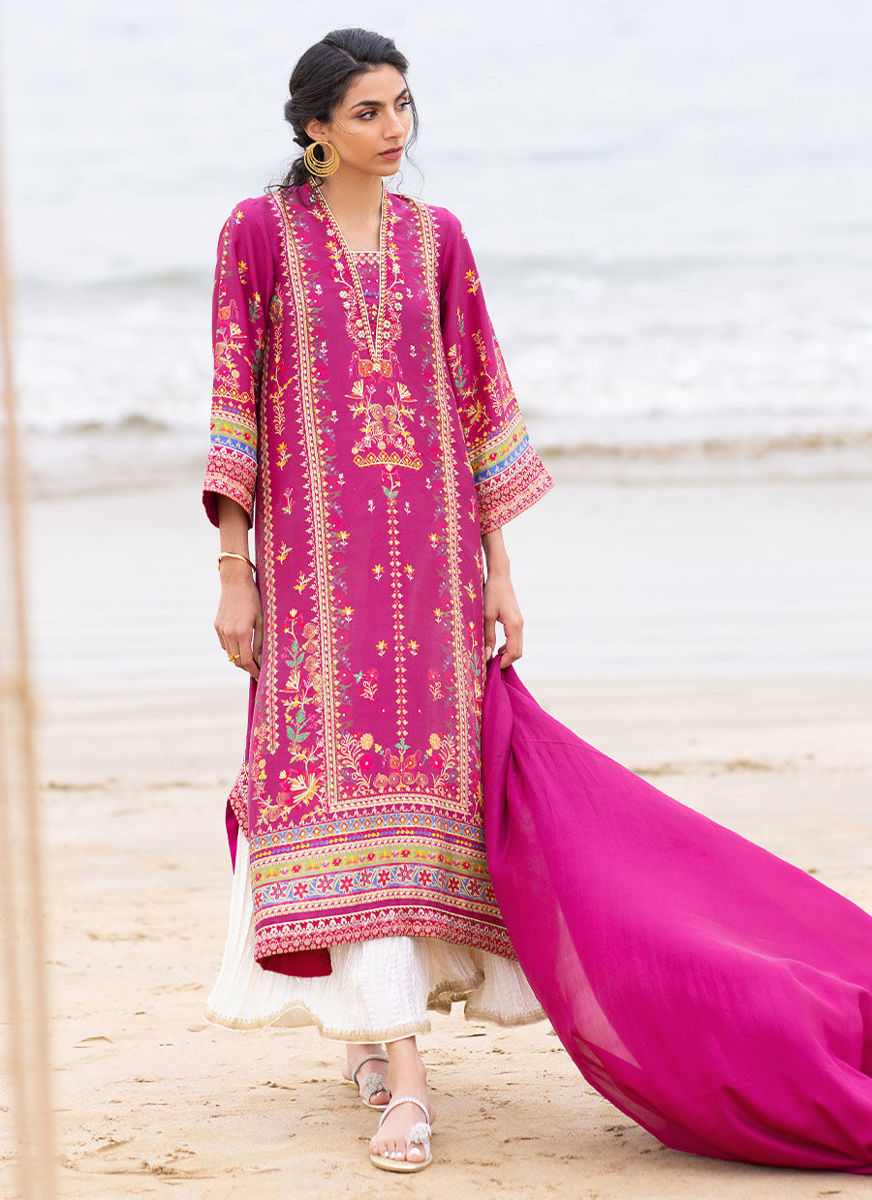 Aelia Magenta Kurta And Dupatta