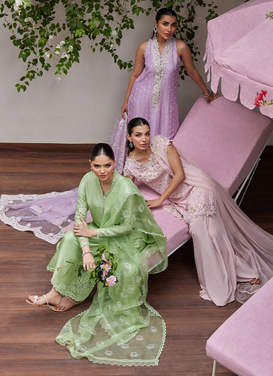 Larissa Lavender Embroidered Column Shirt With Organza Dupatta