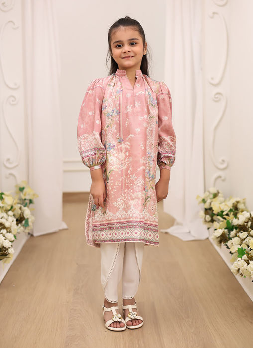 Elara Blossom With Pants