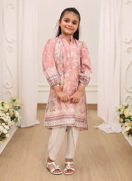 Elara Blossom With Pants