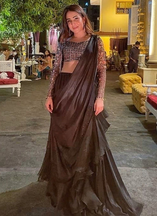 Picture of Ushna Shah In Our Zainab Lehnga Saree.