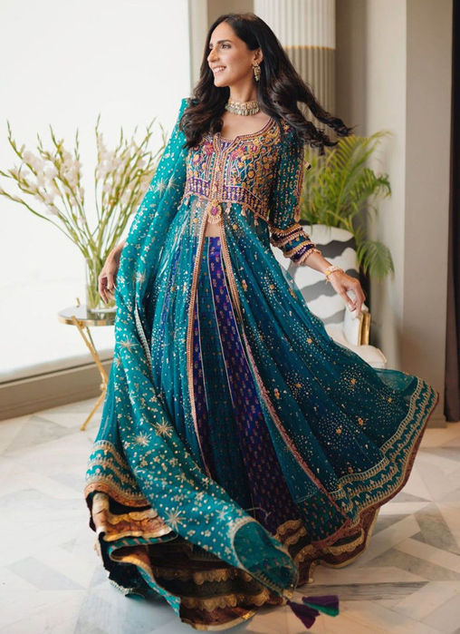 Picture of Sehar Afzal Striking In A Signature #FTA.