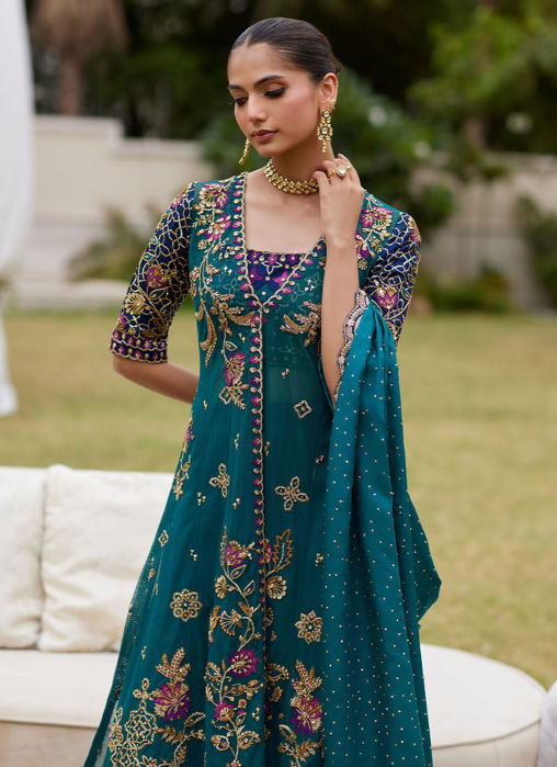 Sarai Teal Kalidaar