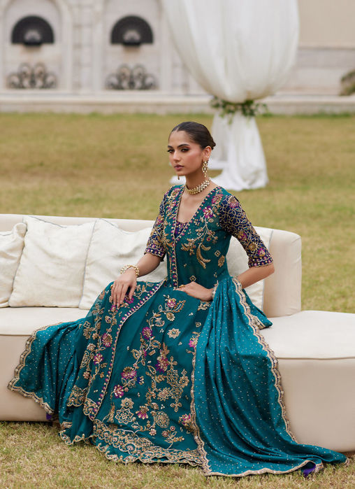 Sarai Teal Kalidaar