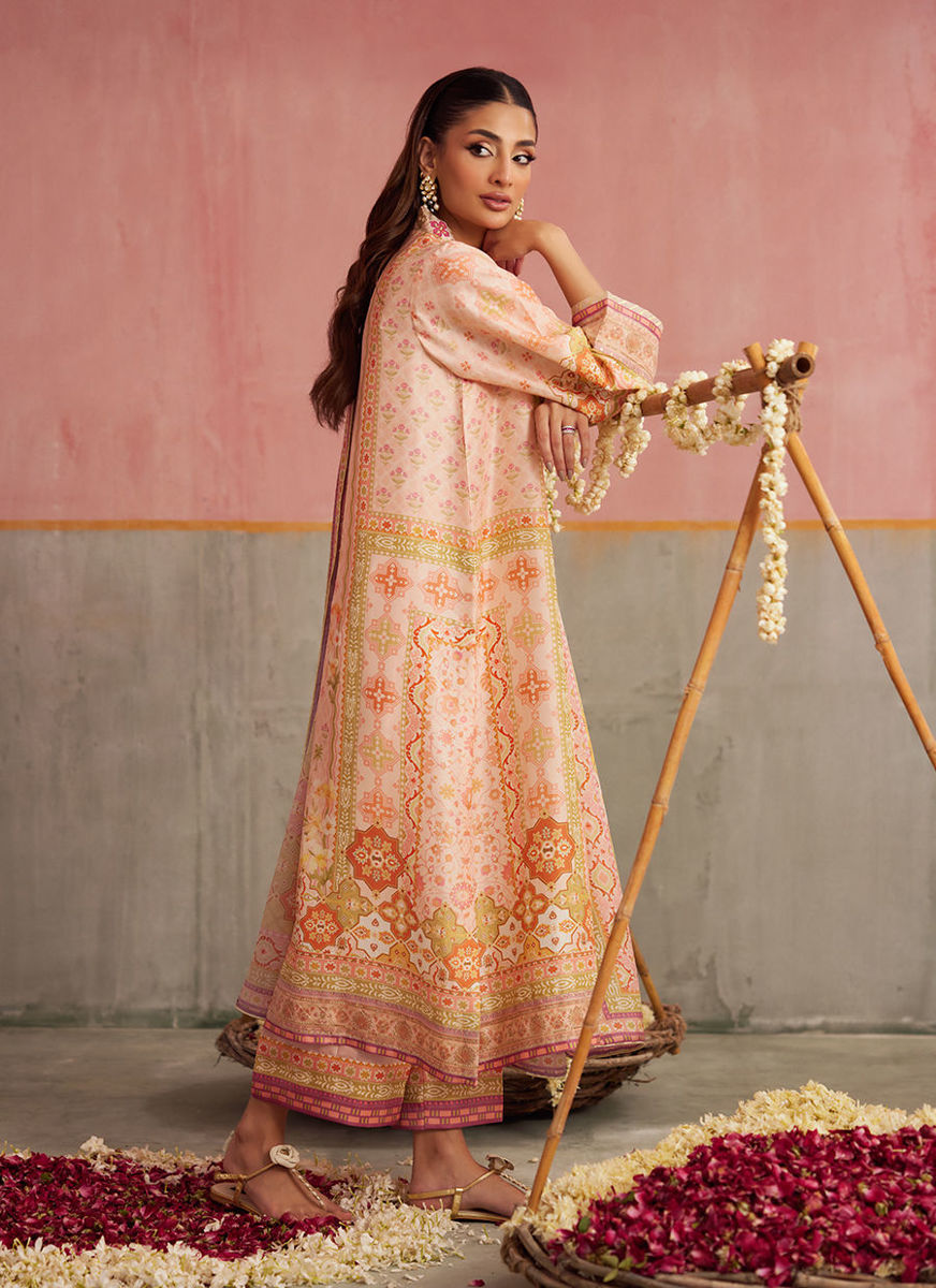 Eda Apricot Shirt And Dupatta