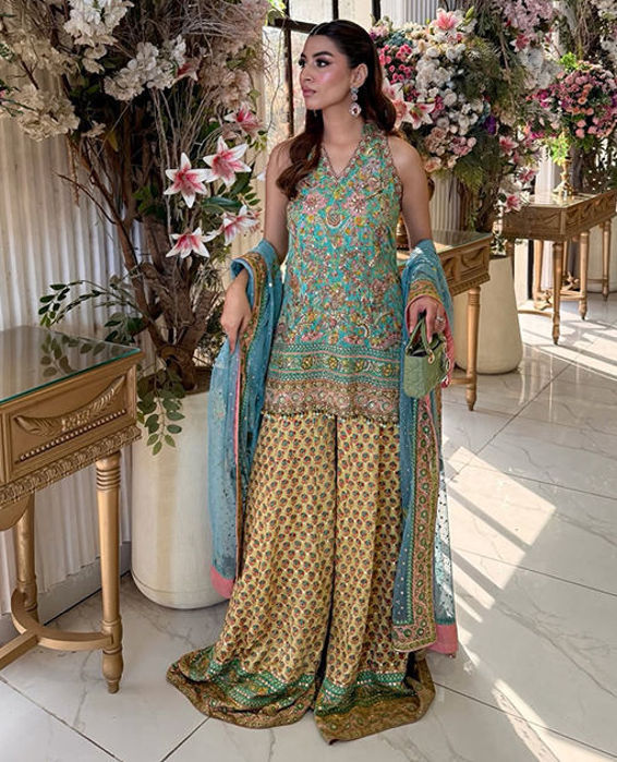 Picture of Aiman qureshi in Ryenna Blockprinted Short Shirt And Dhaka