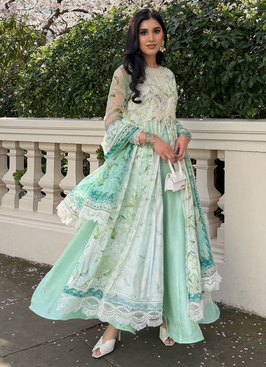 Serenelle Kalidaar and Dupatta