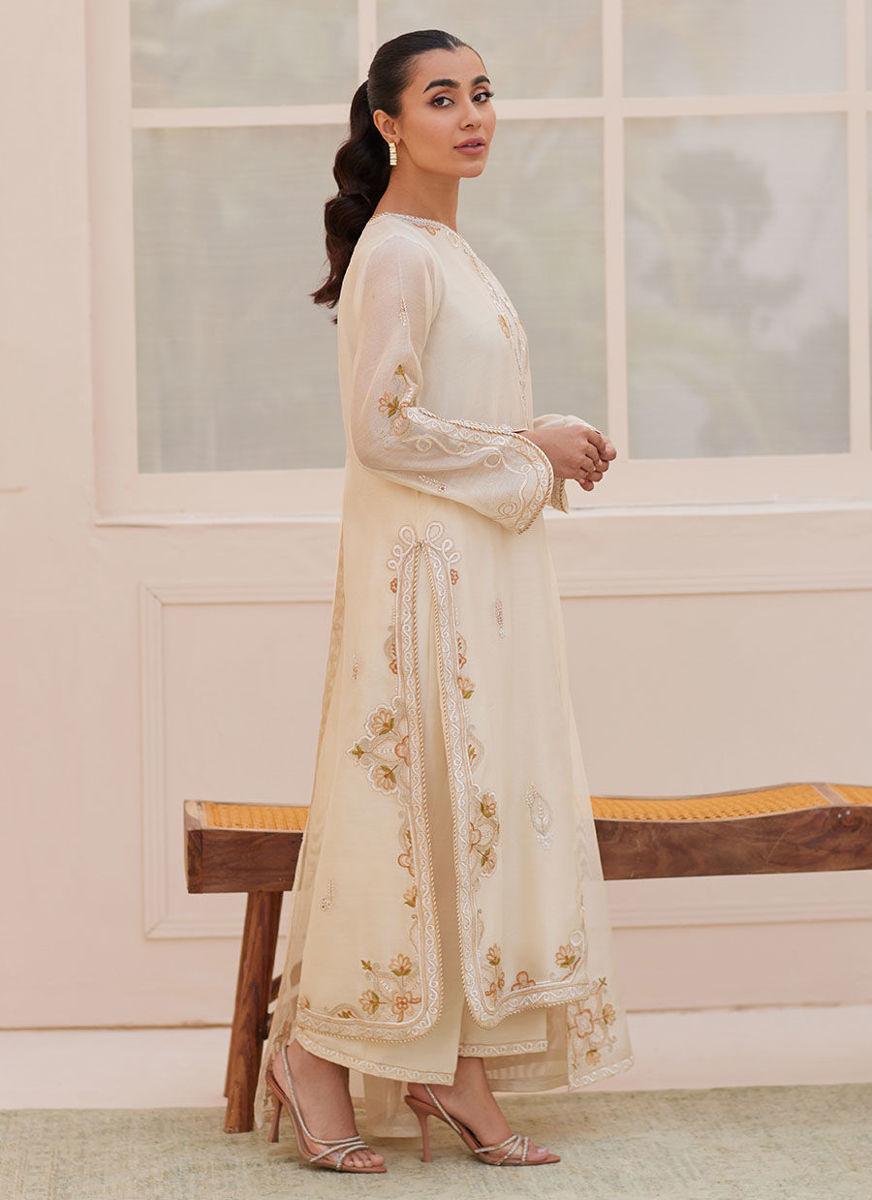Evra Ivory Shirt And Dupatta