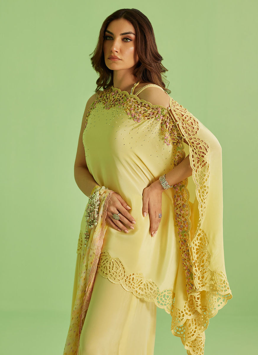 Solenne Shirt And Drape Dupatta With Pants