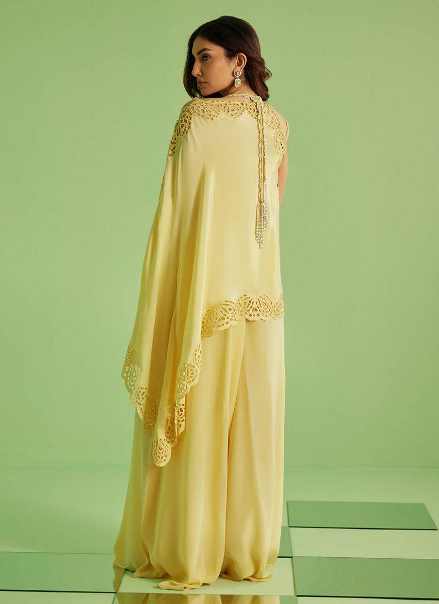 Solenne Shirt And Drape Dupatta With Pants
