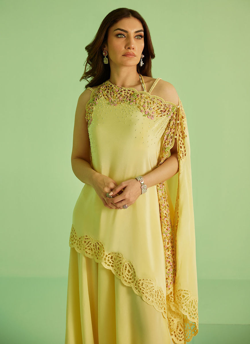 Solenne Shirt And Drape Dupatta With Pants